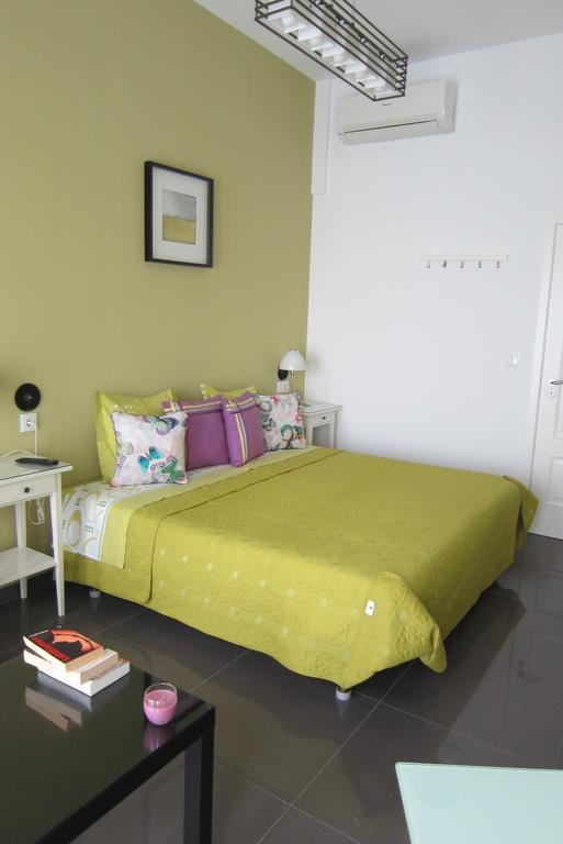 Pinho Apartments, And Pensión 2*
